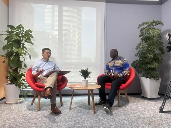 Dr. Bandim and Professor Yin Zhiguang being interviewed by Shanghai TV.